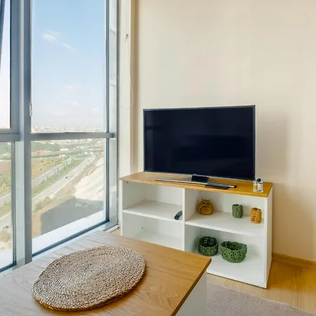 Modern Furnished Flat 10 Min To Kucukcekmece Lake *