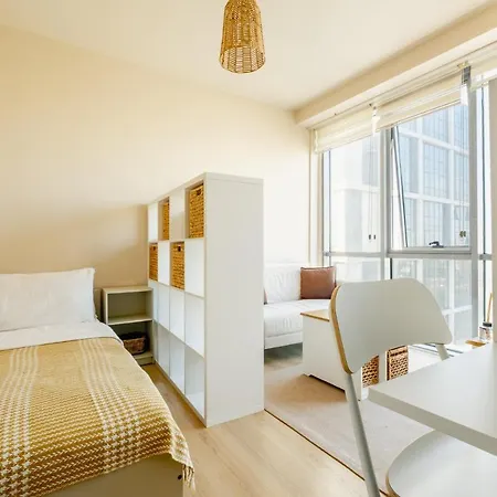 Modern Furnished Flat 10 Min To Kucukcekmece Lake 아파트 이스탄불