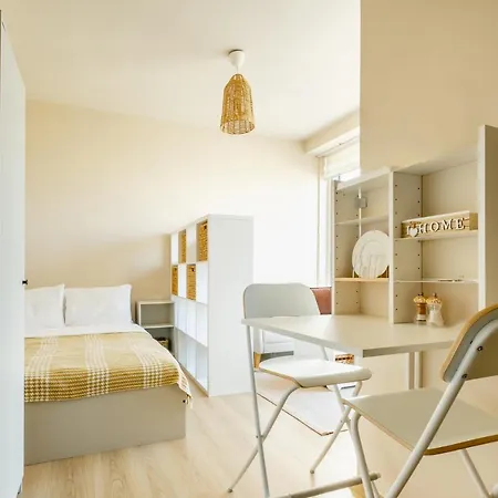 Modern Furnished Flat 10 Min To Kucukcekmece Lake *